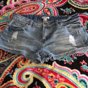 Forever 21 size 31 denim shorts